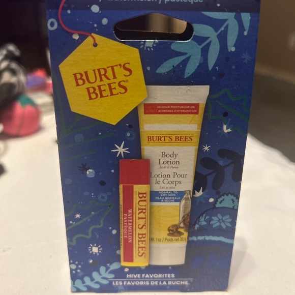Burt's Bees Watermelon Lip Balm and Body Lotion Hive Favorites New in Gift Box - Picture 9 of 9